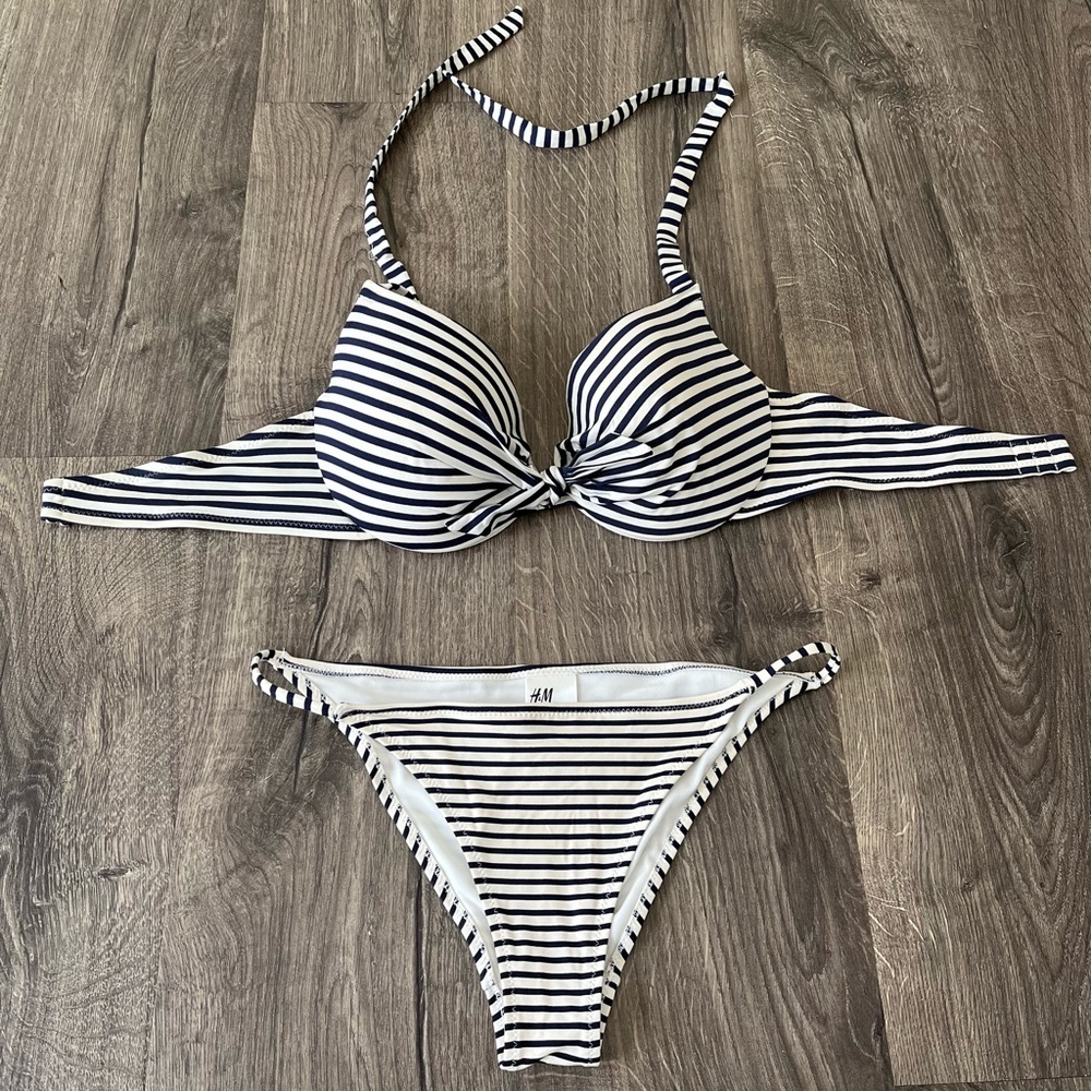 H&M Striped Bikini